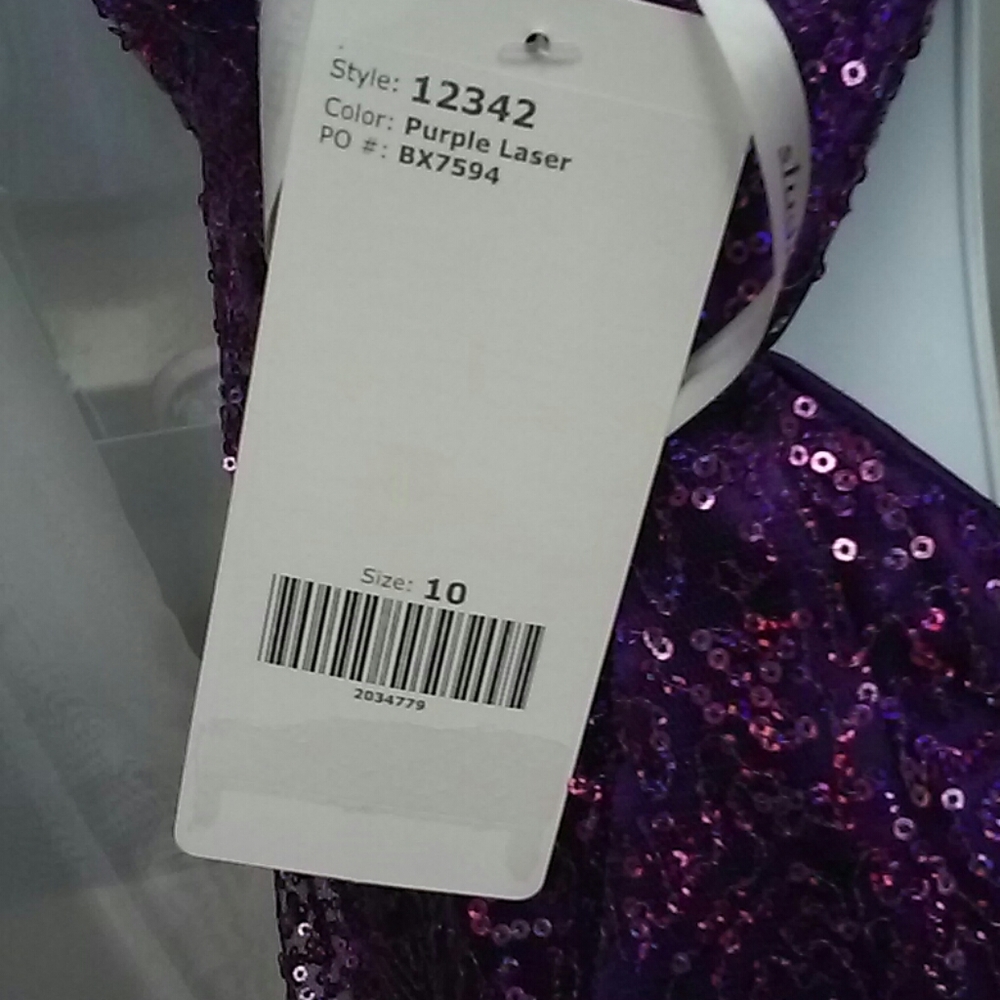 Prom Dress - Picture 4 of 5